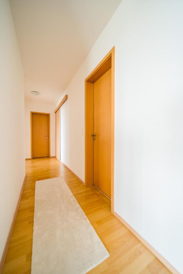 Comfy condo&FREE parking Bratislava Eksteriør billede